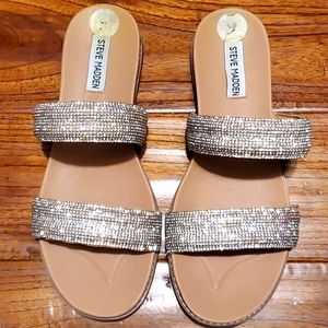 Sandals(READ DESCRIPTION) Price is Solid!